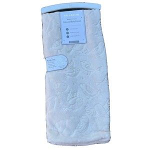 JUST IMAGINE Cream Embossed Birds Baby Blanket Soft Plush One Layer New